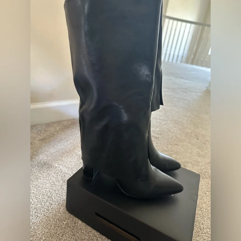 Shark Boot - Picture 4 of 4